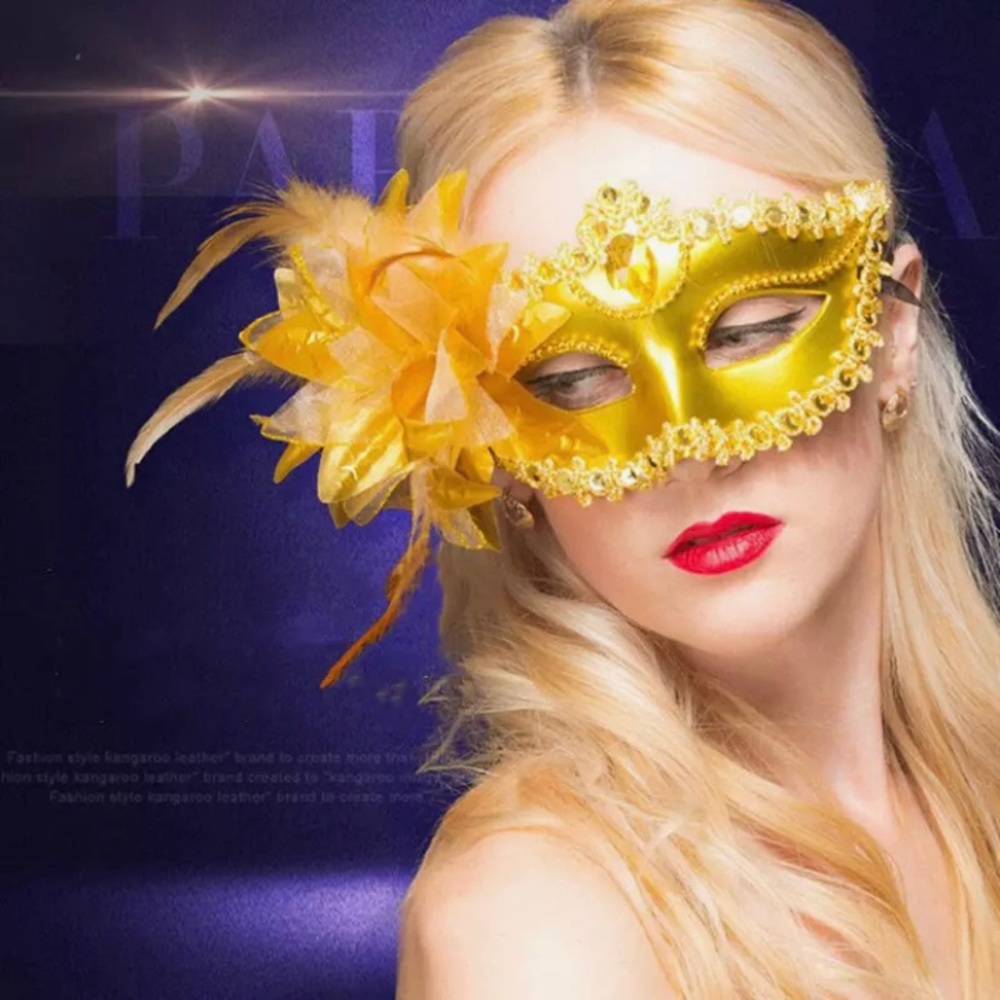 ✨MYSTIQUE✨MOLDED PLASTIC GOLD OR SILVER MASK - Picture 9 of 15